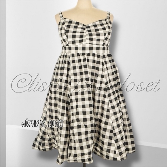 Torrid Retro Chic Black White Gingham Stretch Poplin Midi Skater Swing Dress 3X - Picture 4 of 15